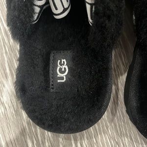 Brand new never worn kids UGG black slippers size 1